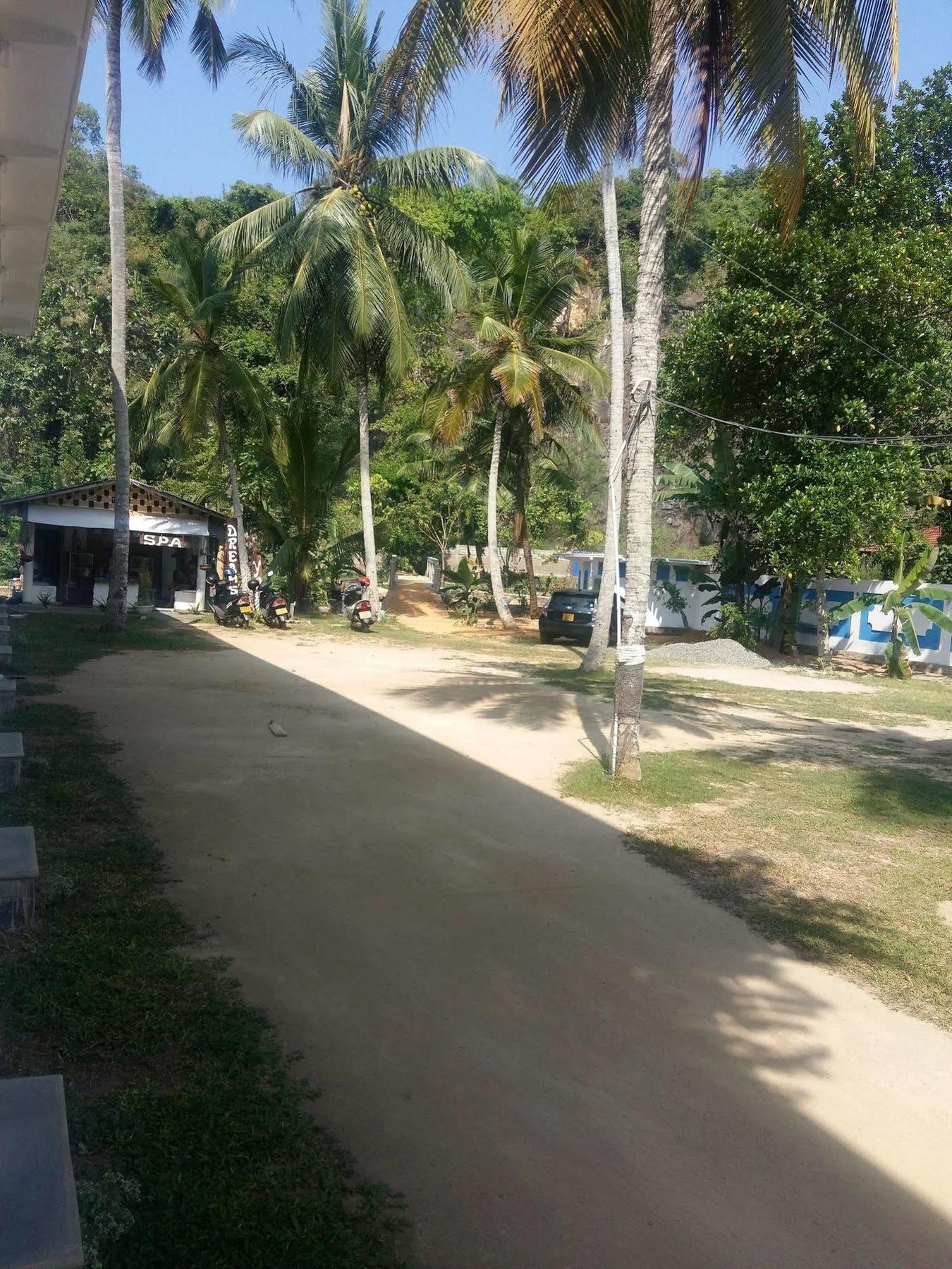 Zimmer Rest Unawatuna Ngoại thất bức ảnh